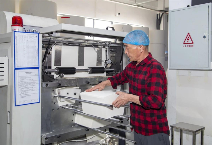 黃陂紙制品 武漢街頭奶茶杯的隱形冠軍